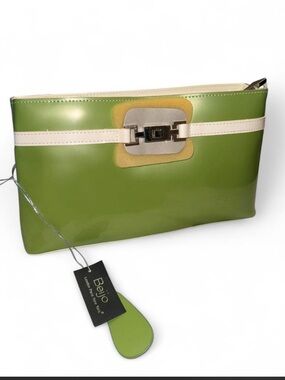 Beijo Green Patent Leather Clutch with Cream Trim and Gold Accent